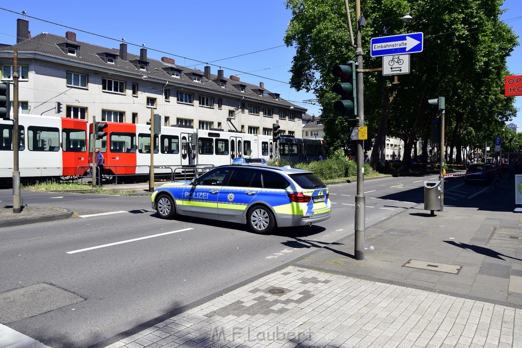 VU Roller KVB Bahn Koeln Luxemburgerstr Neuenhoefer Allee P111.JPG - Miklos Laubert